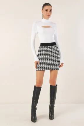 BGD Women Patterned Mini Knit Skirt - Black - Avondale